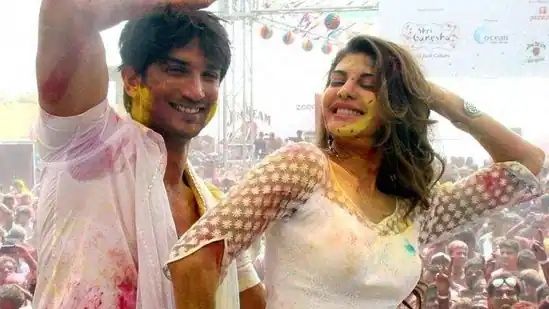 Holi 2021: sushant ने जैकलीन फर्नांडिस और अंकिता लोखंडे के साथ ऐसे खेली थी होली,  throwback वीडियो वायरल