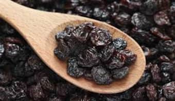 5 Magical Health Benefits of Black Raisins That You Didnt Know