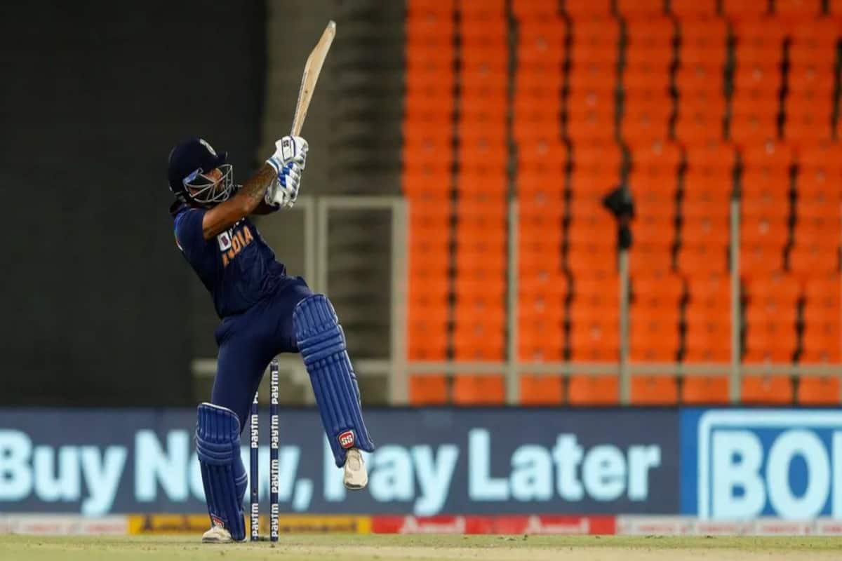 Suryakumar Yadav Becomes First Indian to Slam Six on First Ball of T20I  Career | Watch