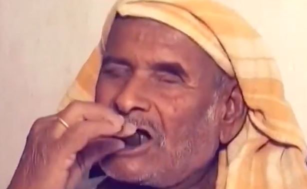 Meet Ramdas Bodke The Man Who Survives On Eating Stones Every Day For Past 32 Years Watch