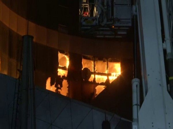Mumbai: 2 Dead In Major Fire At COVID-19 Hospital in Bhanup