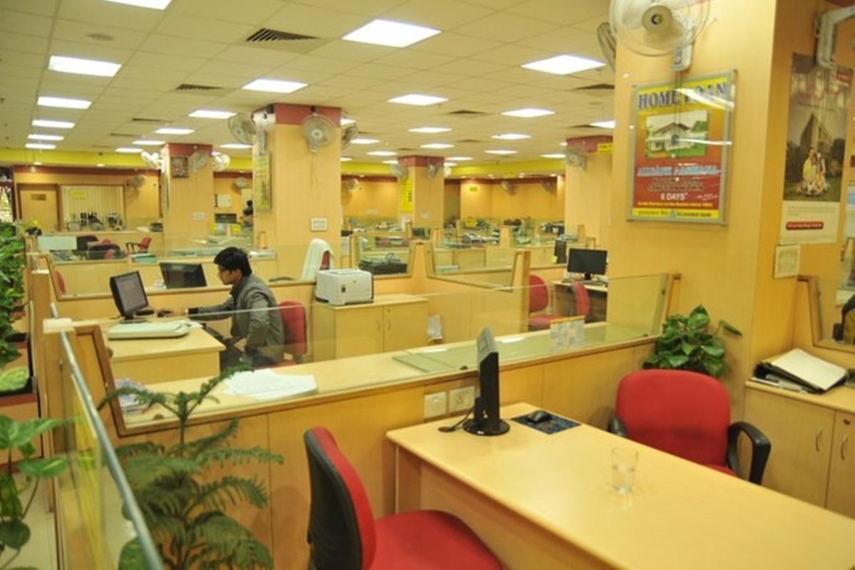 banking-hours-in-tamil-nadu-changed-due-to-covid-check-new-timings