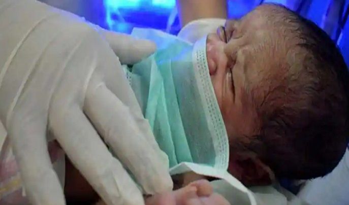 Heartwrenching! Toddler Starved For 2 Days, Found Lying Next to Dead Mother in Pimpri Chinchwad