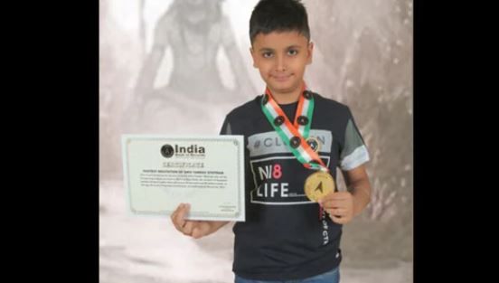 9-Yr-Old Delhi Boy Becomes The Fastest to Recite 15 Shlokas of 'Shiv Tandav Stotram' in 55 Seconds