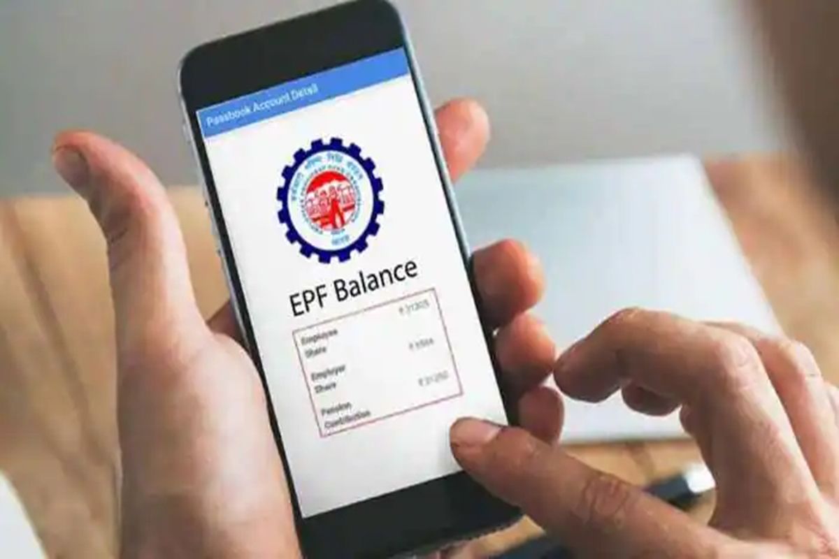 How To Check Total EPF Account Balance Under One UAN Number enquiry number missed call sms mobile app
