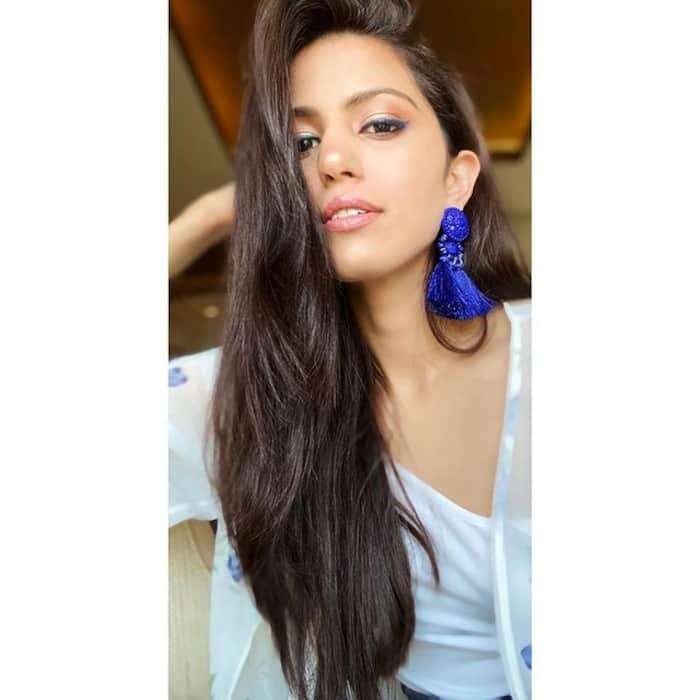 Krunal Pandya Wife Pankhuri Sharma  11