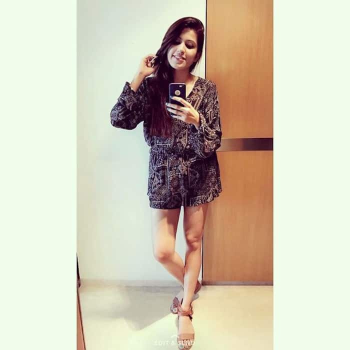 Krunal Pandya Wife Pankhuri Sharma  3