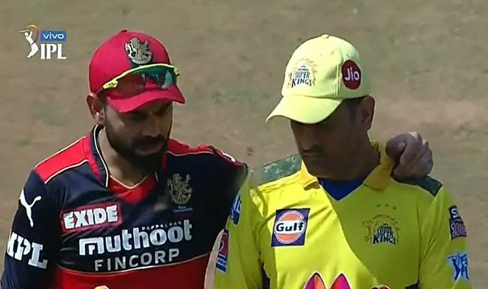 MS Dhoni-Virat Kohli Bromance at Toss Ahead of CSK vs RCB IPL 2021 Game is Going Viral | SEE PICS