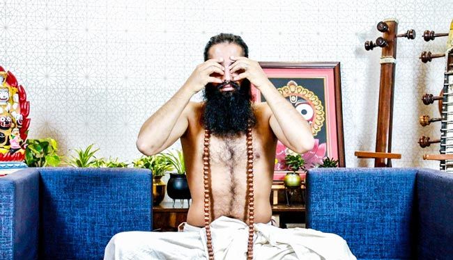 How Helpful is Pranayama in Fighting COVID-19? Find out!