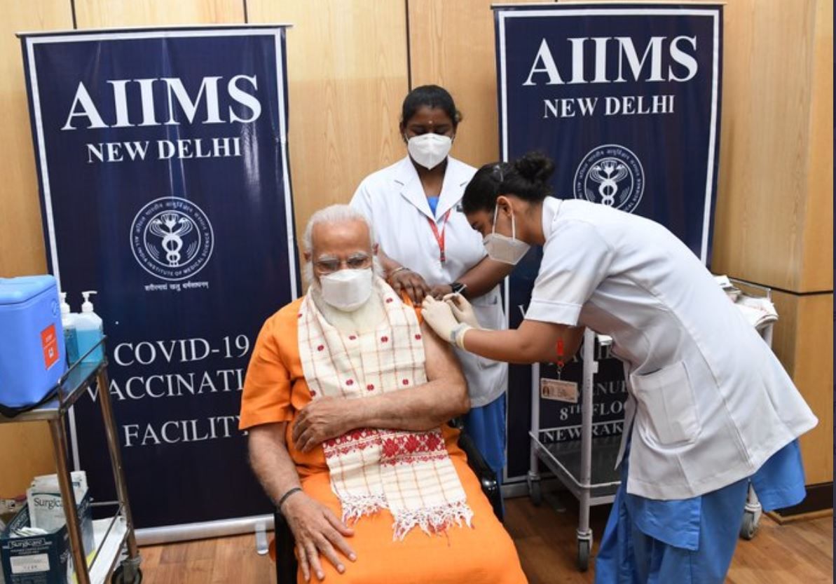 'Vaccination Among Few Ways to Defeat COVID': PM Modi Takes Second Dose at AIIMS Delhi