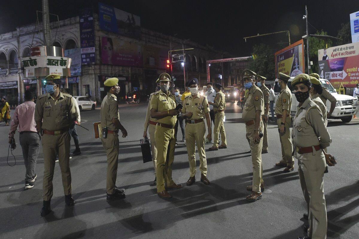 Uttar Pradesh: Night Curfew in Bareilly, Saharanpur From Today | Check  Latest Guidelines Here