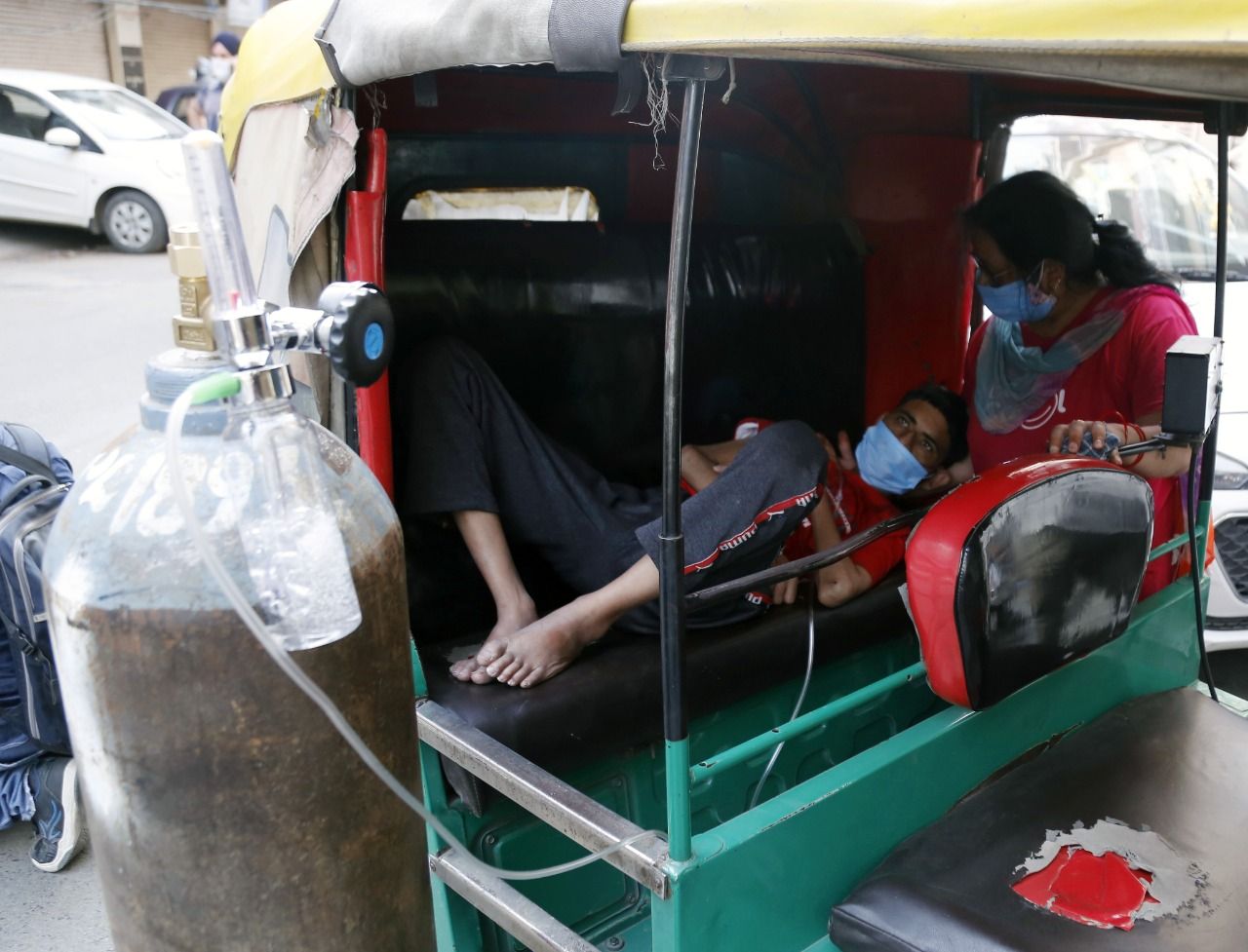 Oxygen Shortage: Delhi Hospitals Say Situation Comparatively Better, Reopen Admissions | Details Here