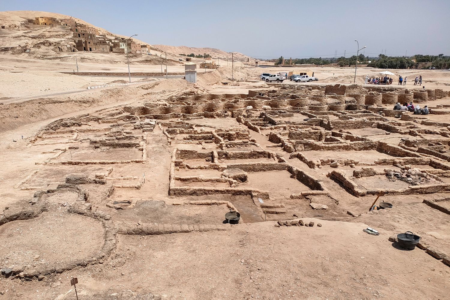 3000-Year-Old Lost Golden City Of Luxor, Discovered By Egypt ...