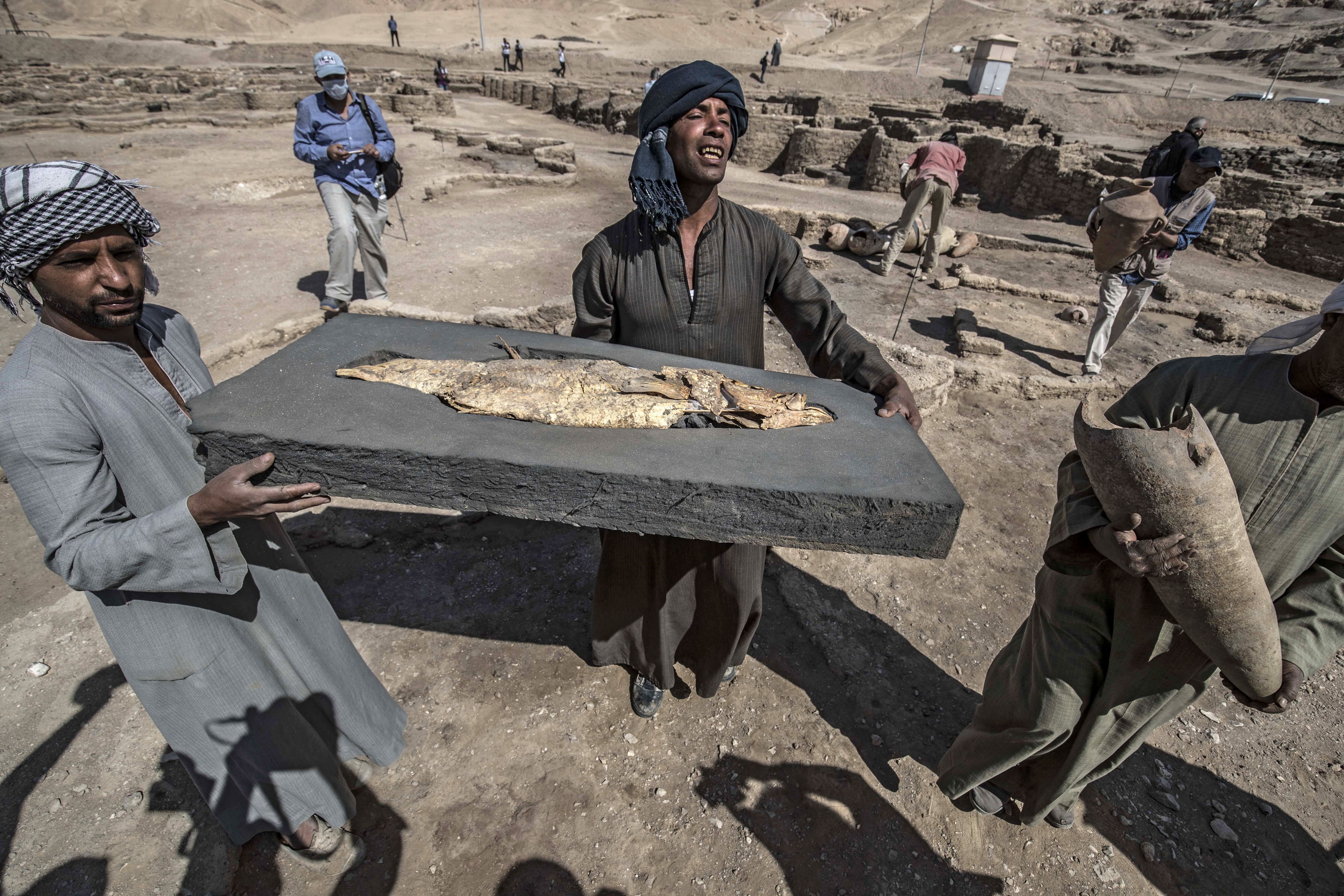 3000-Year-Old Lost Golden City Of Luxor, Discovered By Egypt ...