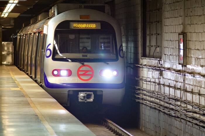 Delhi metro new rules amid rising corona cases