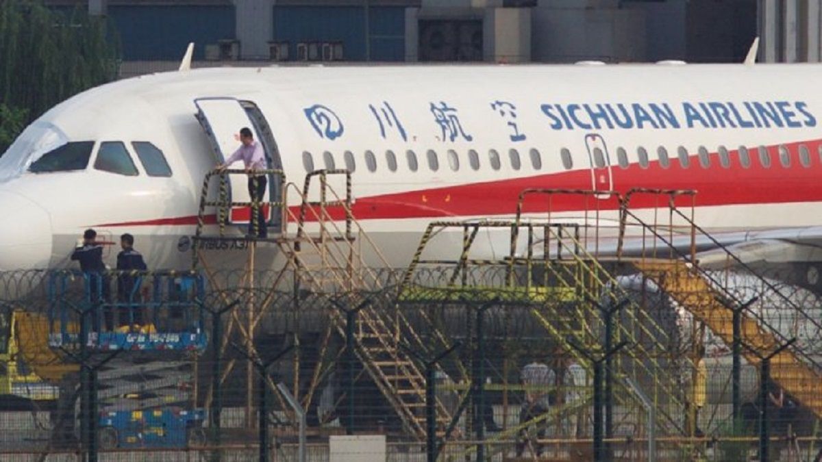 China's State-Run Airline Suspends Cargo Flights Rushing COVID-19 Medical Supplies to India
