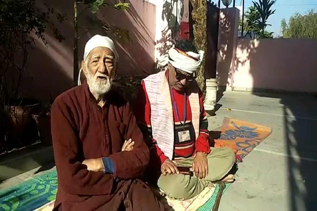 Chipko Movement Pioneer Sundarlal Bahuguna Succumbs to COVID-19