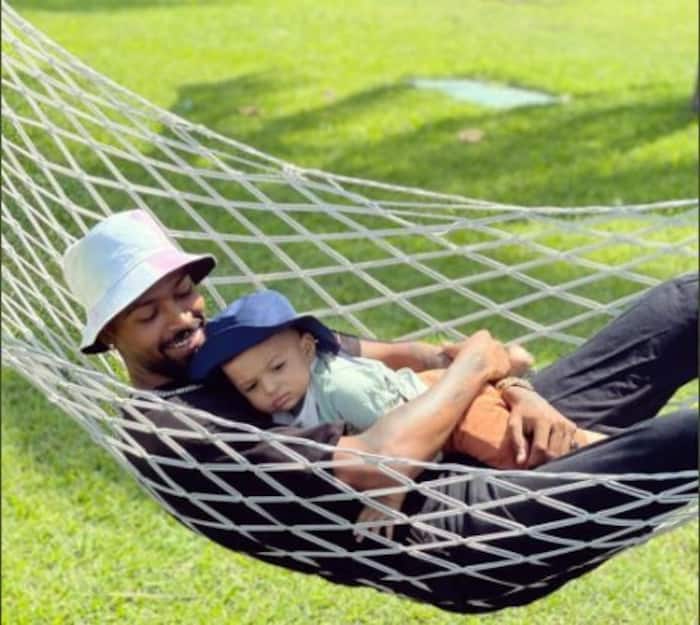 Hardik Pandya on net with son