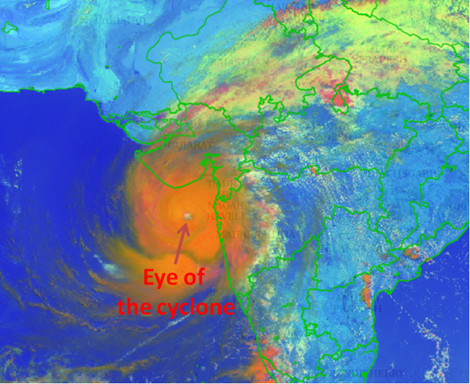 Cyclone Tauktae: Strong Winds Batter Gujarat Coast; Landfall Process to Continue Another Two Hours | LIVE