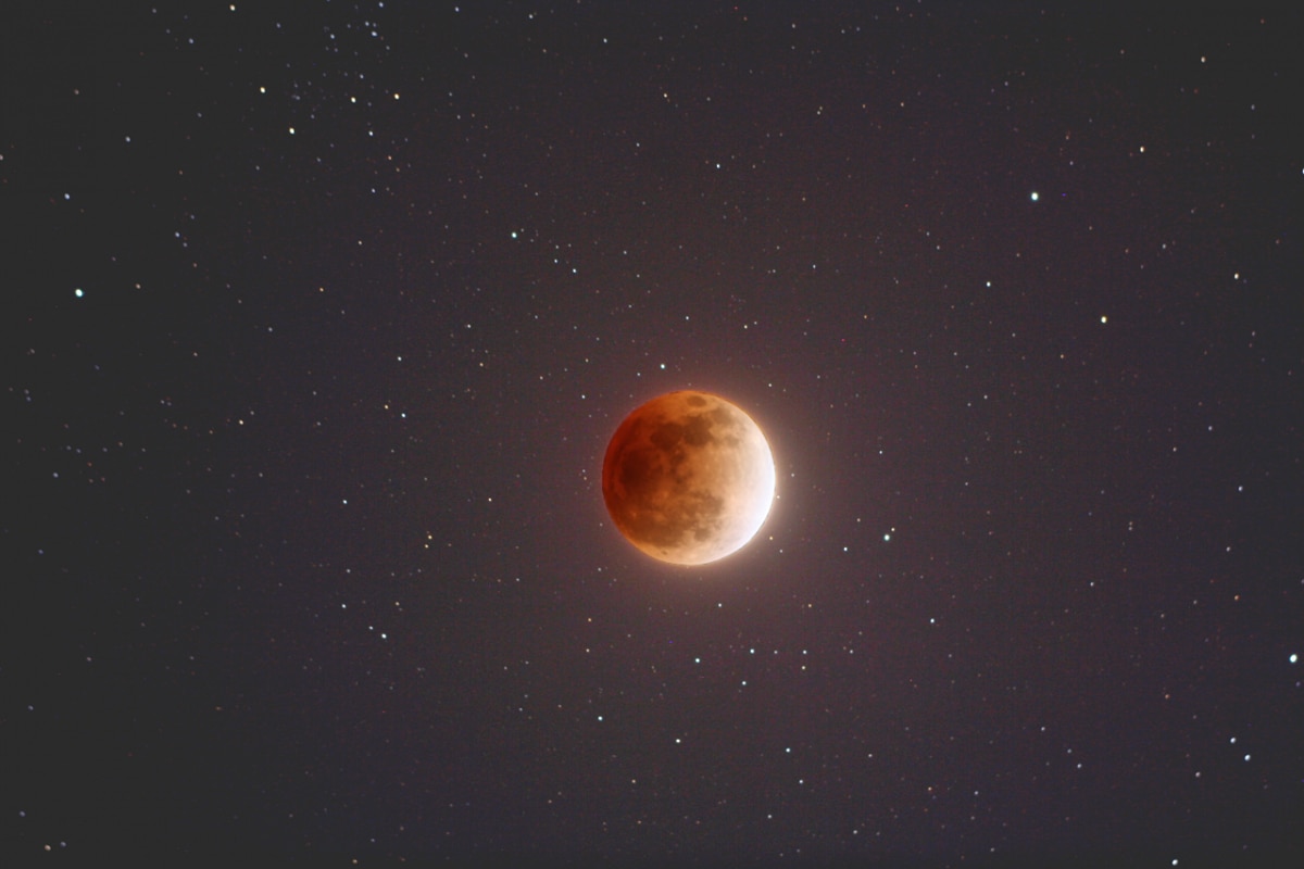 lunar eclipse super flower blood moon