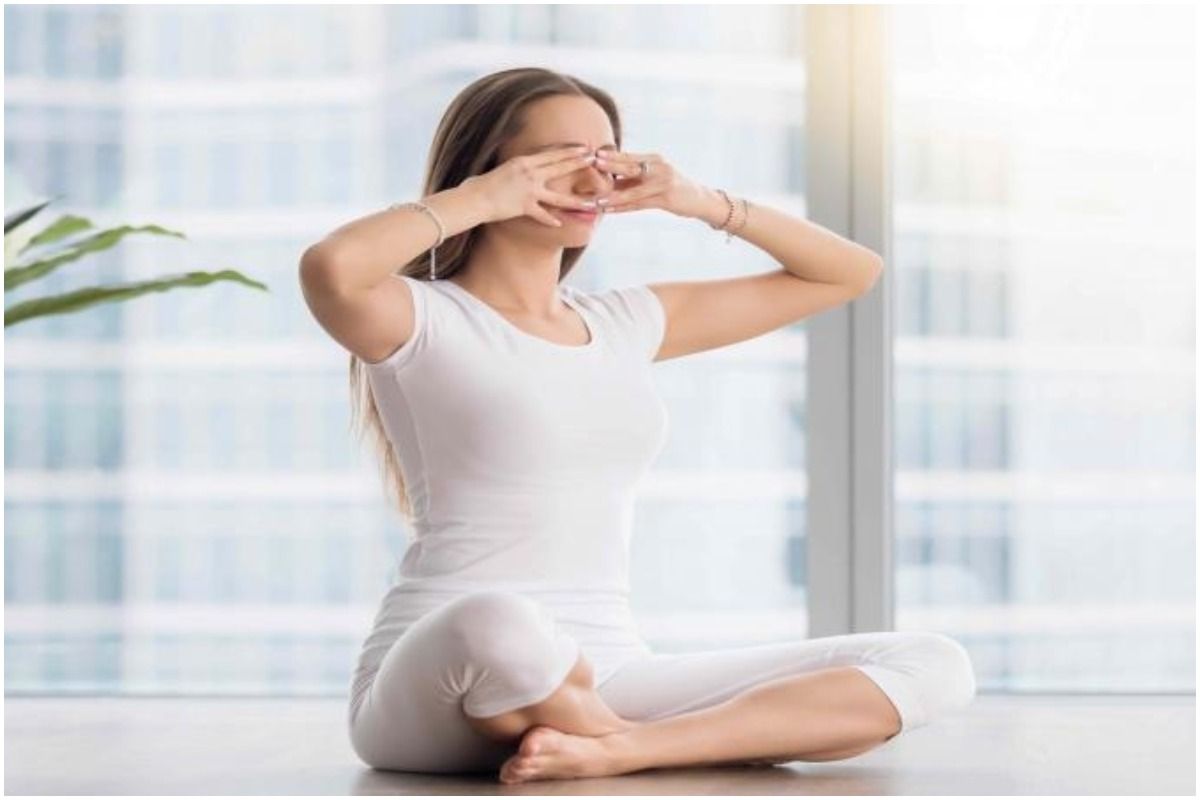 5 Simple Breathing Exercises To Improve And Strengthen Your Lung Health / Yoga