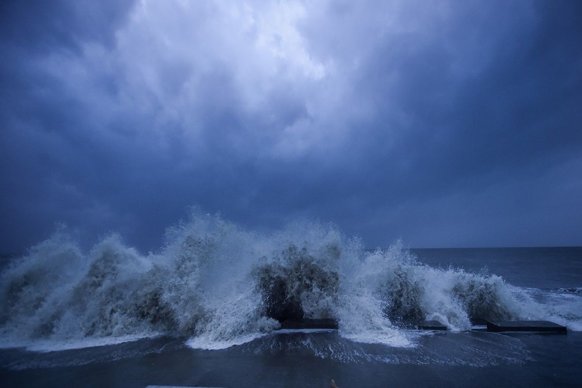 Cyclone Yaas: Full Moon, Lunar Eclipse Could Trigger ...