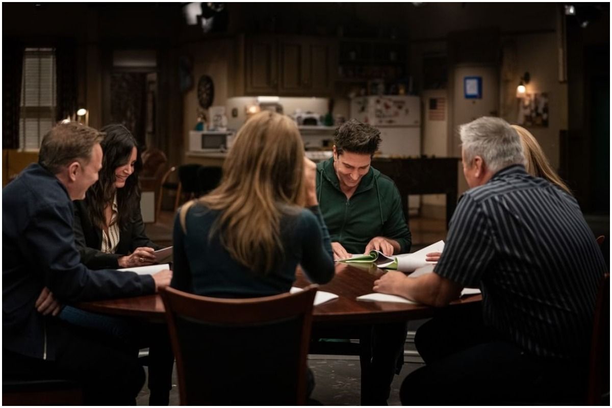 Friends Reunion Review: As if Someone Just Gave a Warm Hug And Said 'I'll be There For You'