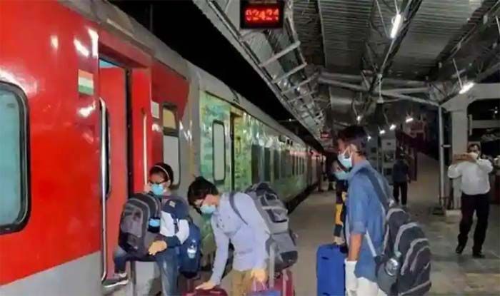 Attention Train Passengers! West Central Railway to Soon Impose Penalty For Flouting Covid Guidelines