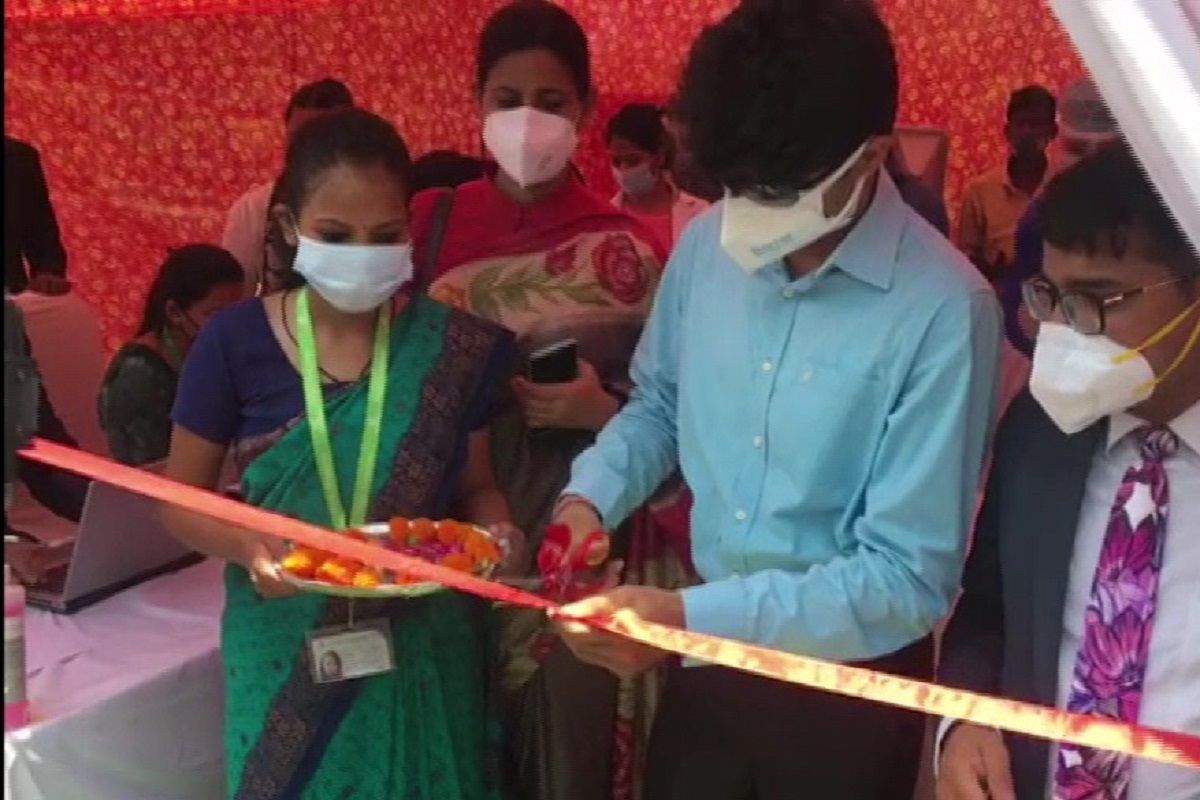 Noida Hospital Sets up First 24x7 Vaccine Camp, Drive-in Jabs Begin Today