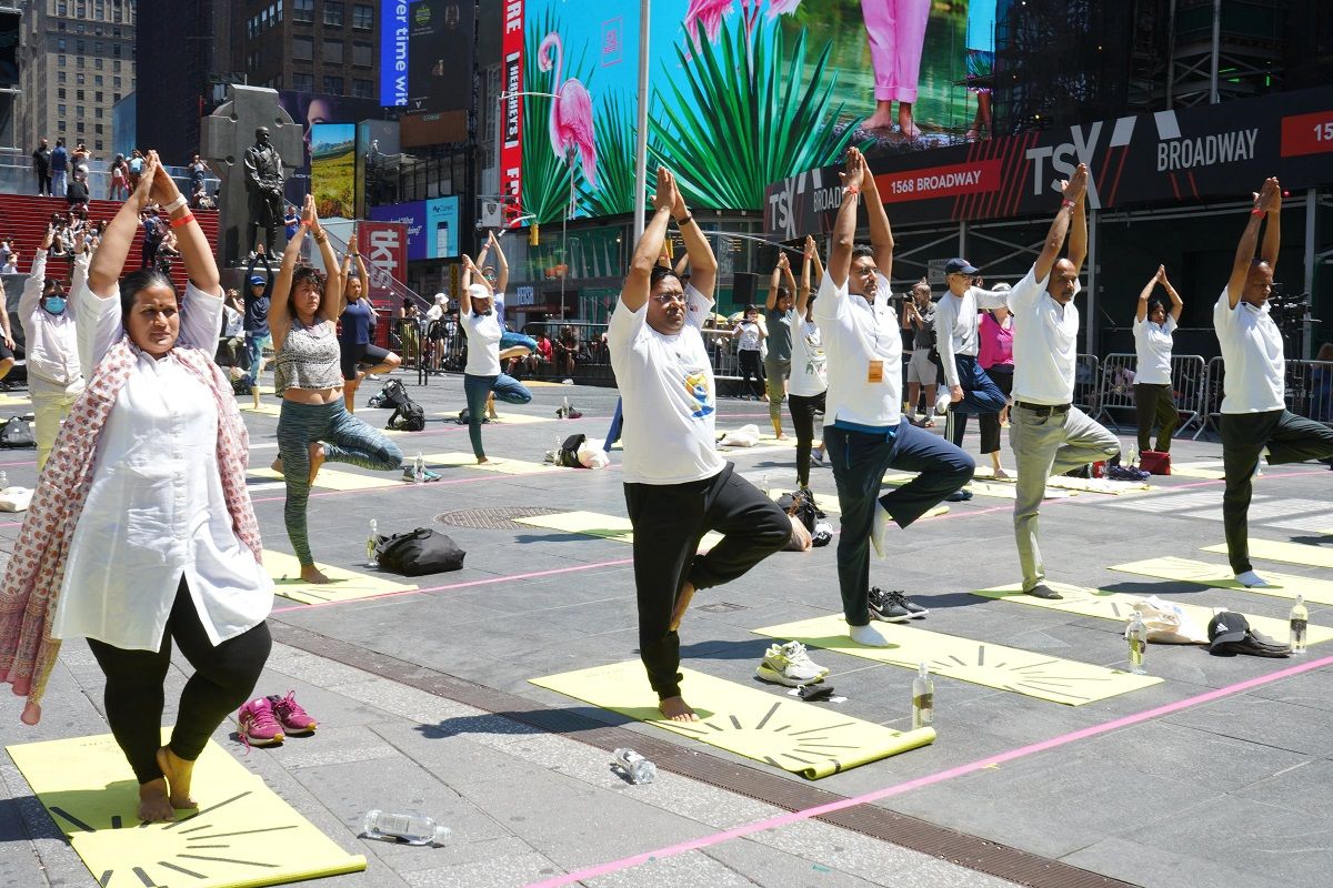 International Yoga Day 2021: पीएम मोदी ने लॉन्च किया M-Yoga ऐप, जानें क्या है इसमें खास!
