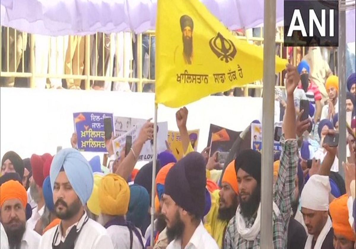 Khalistani Flags, Posters Seen in Golden Temple on Operation Blue Star's 37th Anniversary