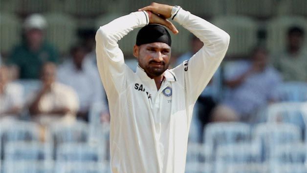 Posted WhatsApp Forward in Haste: Harbhajan Singh Offers Unconditional Apology After Twitter Storm