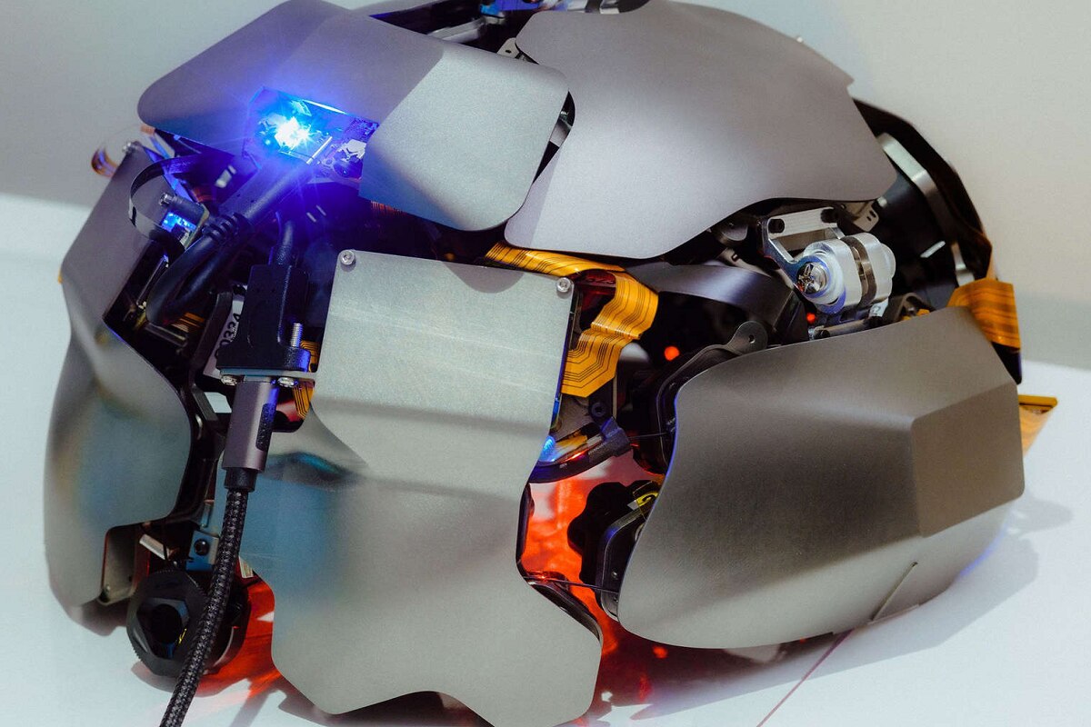 This Helmet Worth $50,000 Can Read Your Mind, Analyze Brain's Electrical Impulses | Details Here