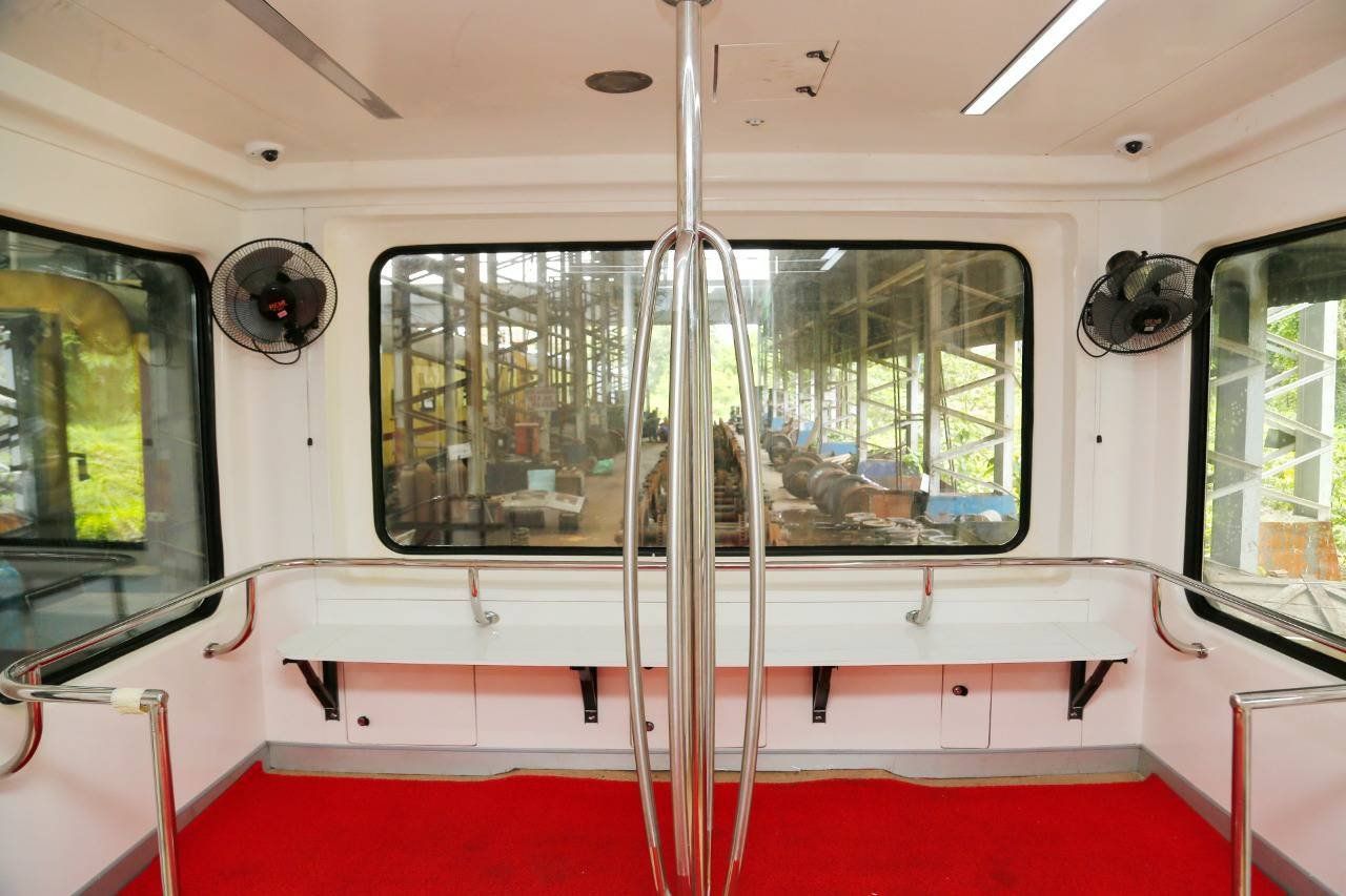 Photos Vistadome Coaches Railways