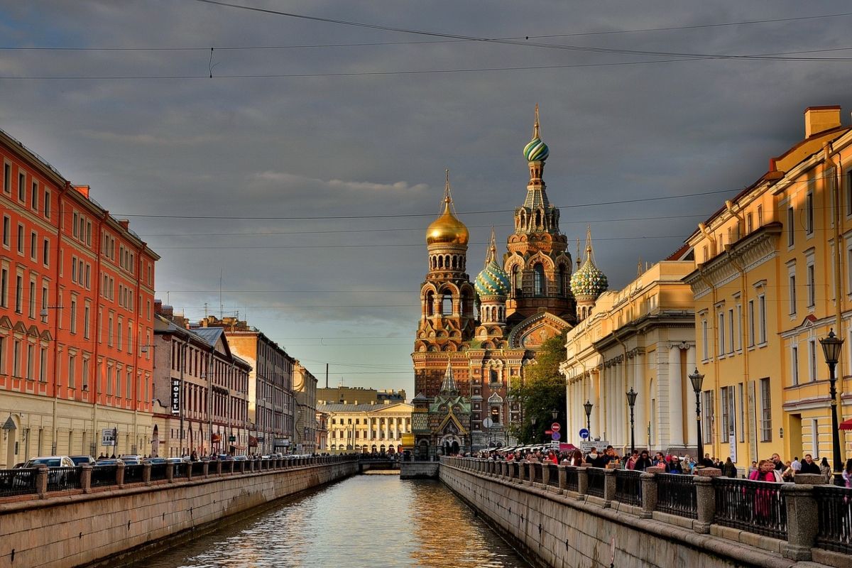 Good News! Indians Can Now Travel to Russia, Turkey And Other Countries as COVID Cases Decline