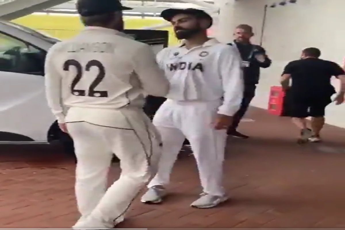 Video: Virat Kohli, Kane Williamson Catch Up Amidst Pouring Rain In Southampton