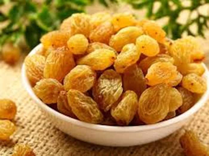 Raisin For Junk Food Craving इस तरीके से करेंगे किशमिश का सेवन तो खत्म