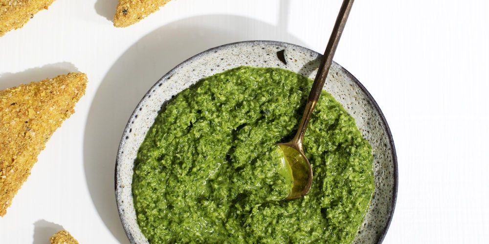7 Health Benefits of Eating Dhania And Pudina Chutney