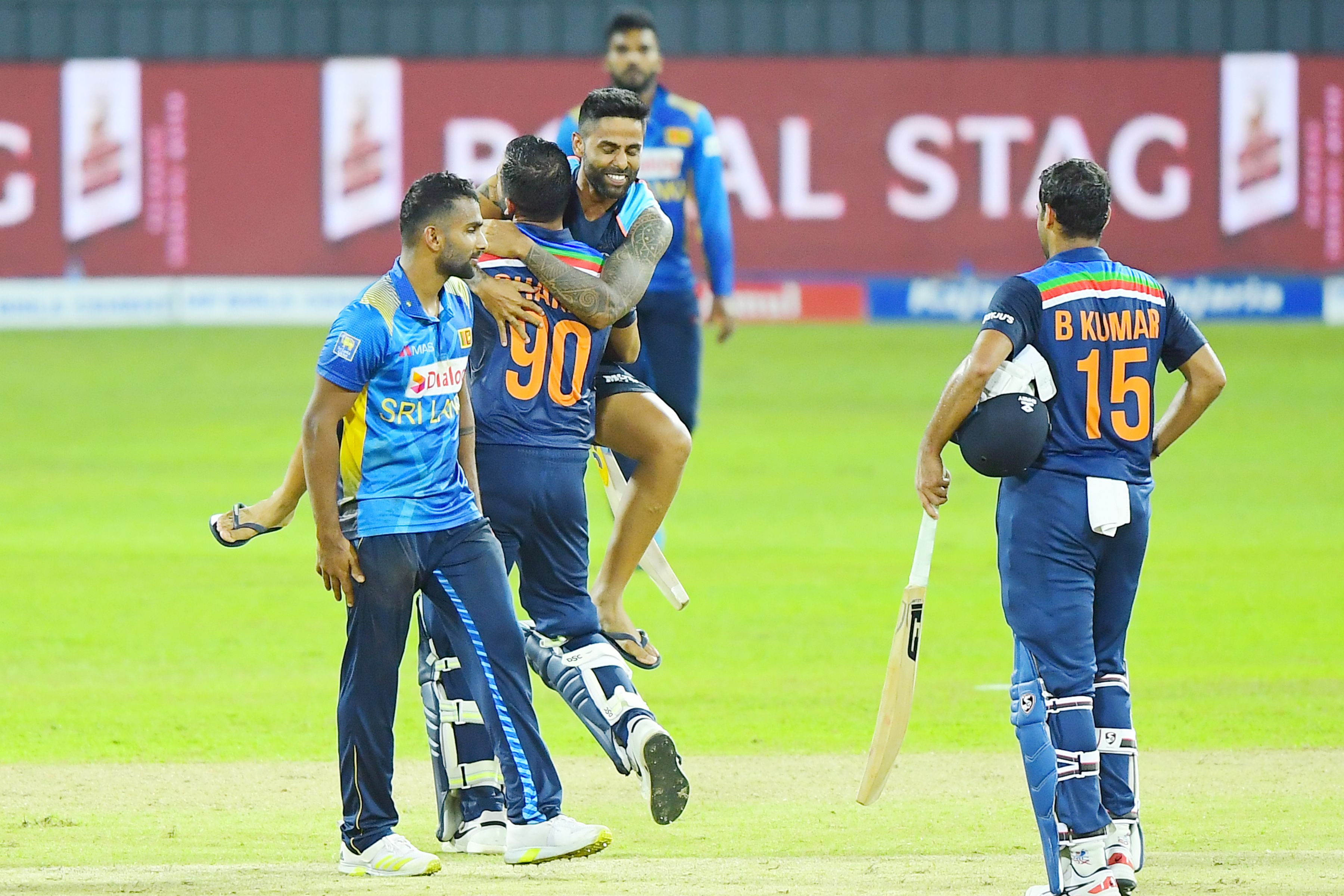 From Virat Kohli to Rohit Sharma: Cricketers React to Deepak Chahar's Heroics as India Register Thrilling 3-Wicket Win Over Sri Lanka in 2nd ODI