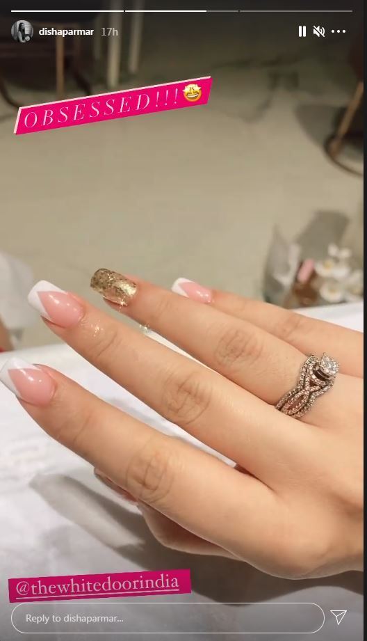 Disha Parmar's beautiful diamond studded engagement ring