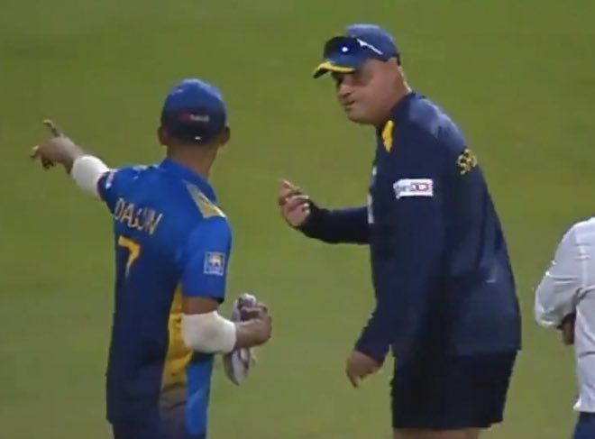VIDEO: Mickey Arthur Gets Involved in Heated Argument With Dasun Shanaka | Watch