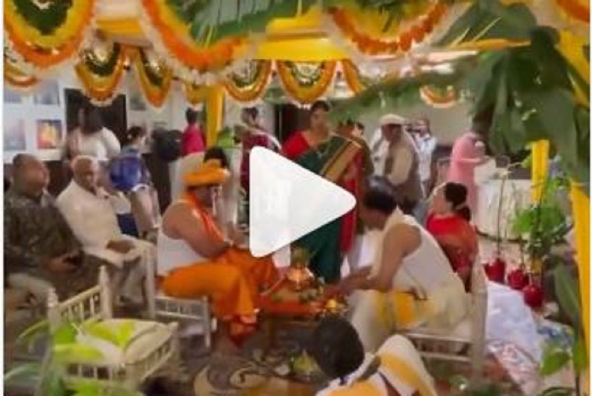 Viral Video: Groom Works With Laptop on Mandap, Here's How the Bride Reacted