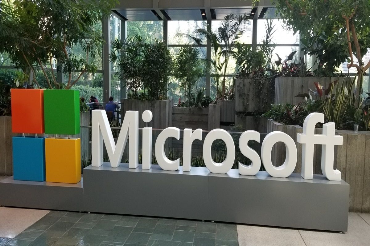 Microsoft Gives Over Rs 1 lakh Covid Pandemic Bonus to Each Employee