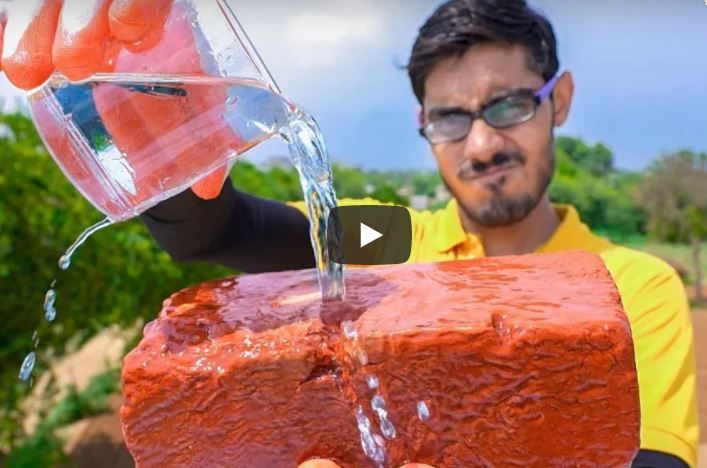 This Viral Video of a Man Cutting Fruits, Vegetables and Even a Brick with Water Will Leave You Stunned | WATCH