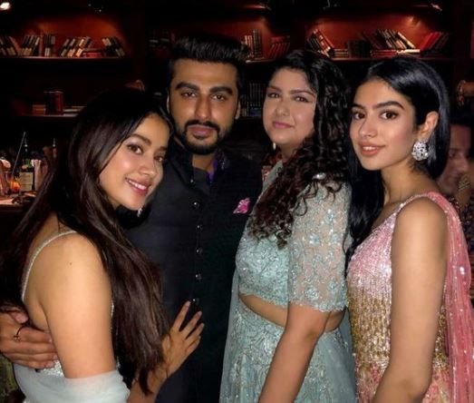 Arjun Kapoor with sisters Janhvi Kapoor, Khushi Kapoor and Anshula Kapoor