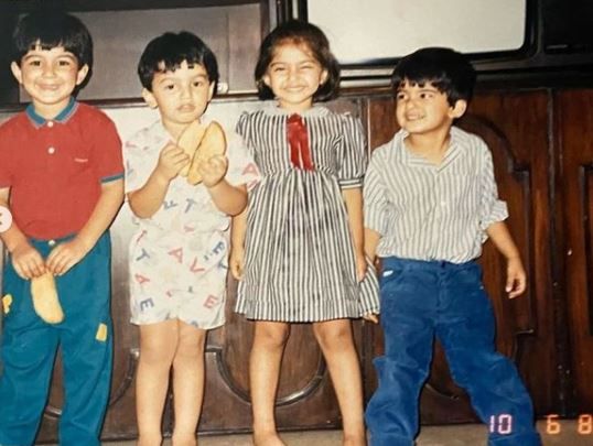 Childhood Throwback Picture Photo Credit: Instagram/@arjunkapoor 