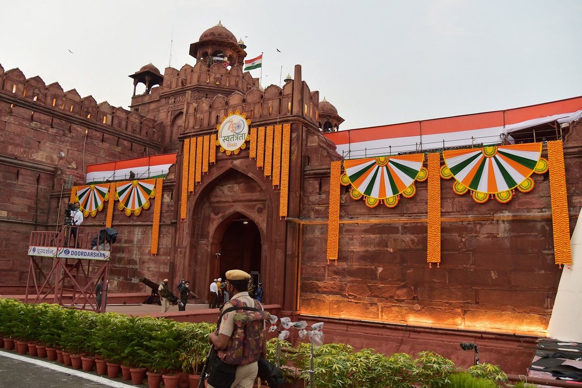Independence Day 2021: PM Modi to Unfurl Tricolour at Red Fort Today, 32 Olympic Athletes to Be Present