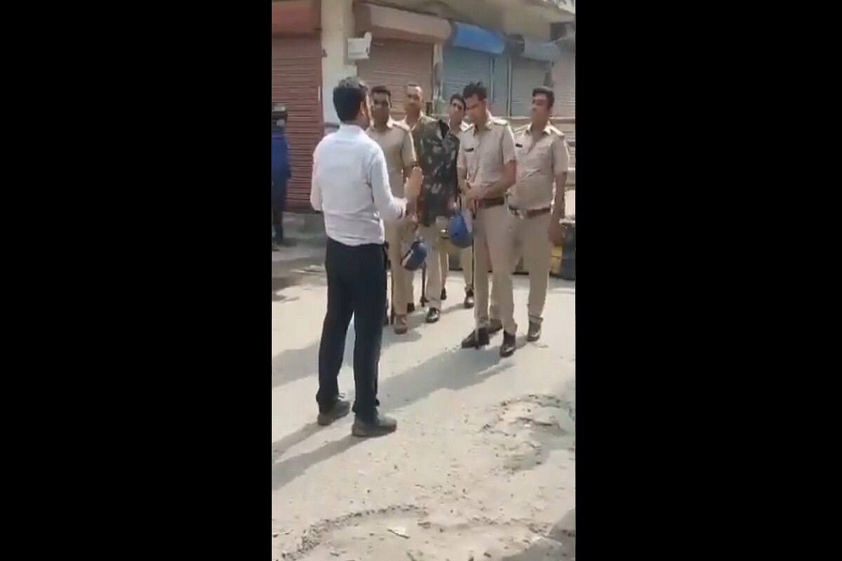 'Break Their Heads': Video Showing Haryana Official Giving Directives to Cops About Farmers Draws Controversy | WATCH