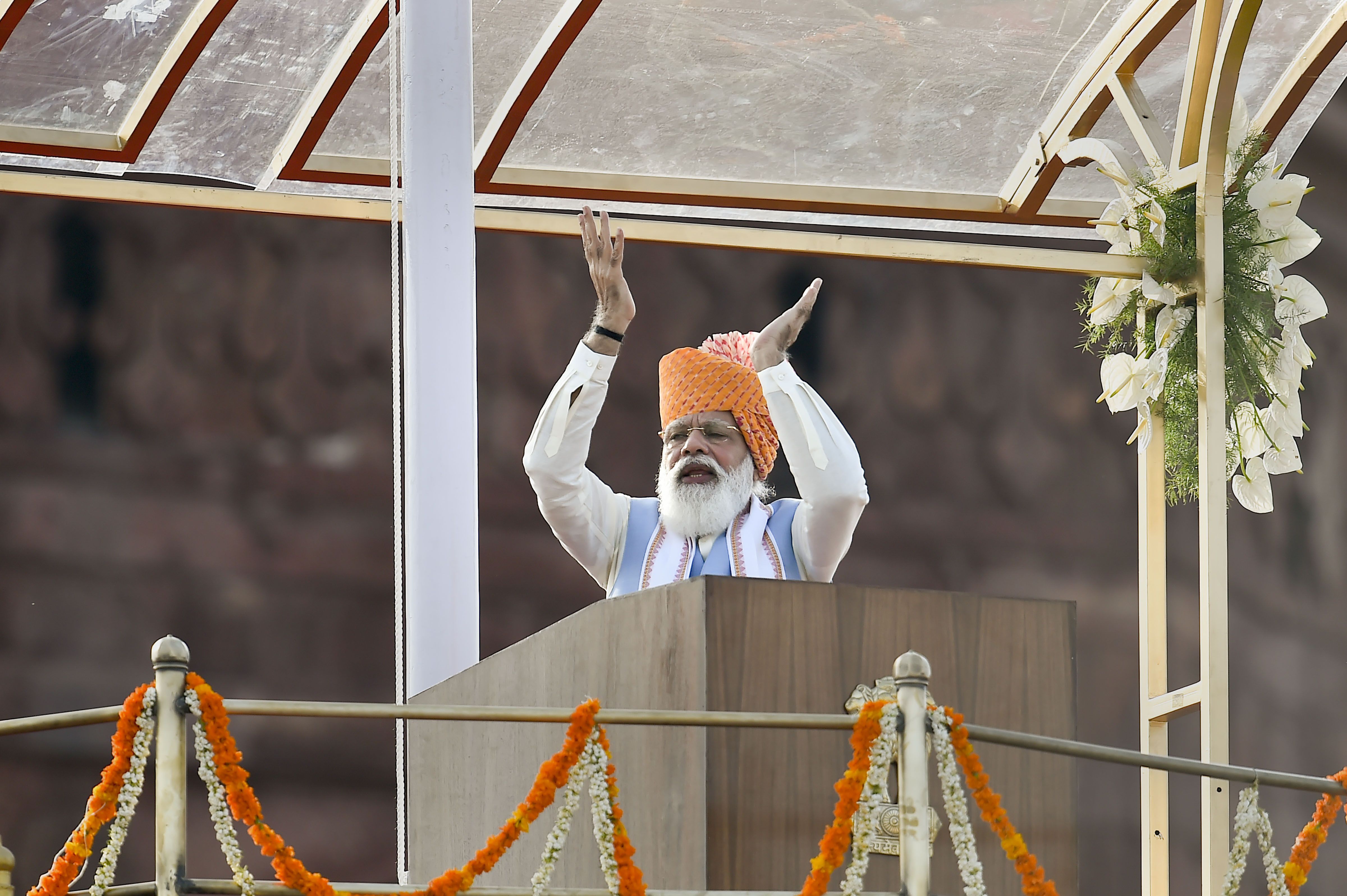 75 Vande Bharat Trains Will Connect Different Parts of Country in 75 Weeks of 'Azadi ka Amrit Mahotsav', Says PM Modi