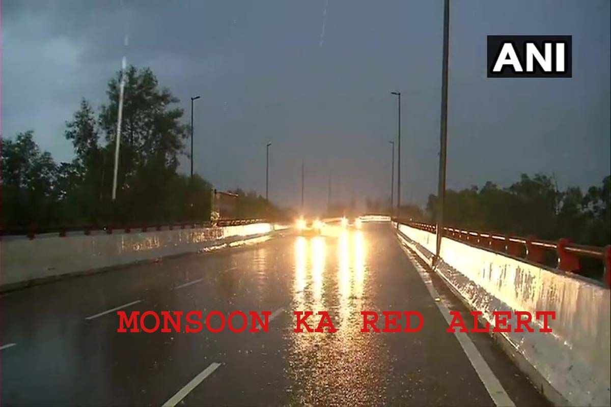 Monsoon Ka Red Alert: राजस्थान-मध्यप्रदेश में आज भारी बारिश का रेड अलर्ट, दिल्ली-यूपी में झमाझम बारिश, Weather Update